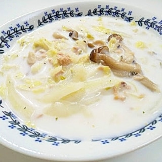 白菜とツナのハーブミルクスープ